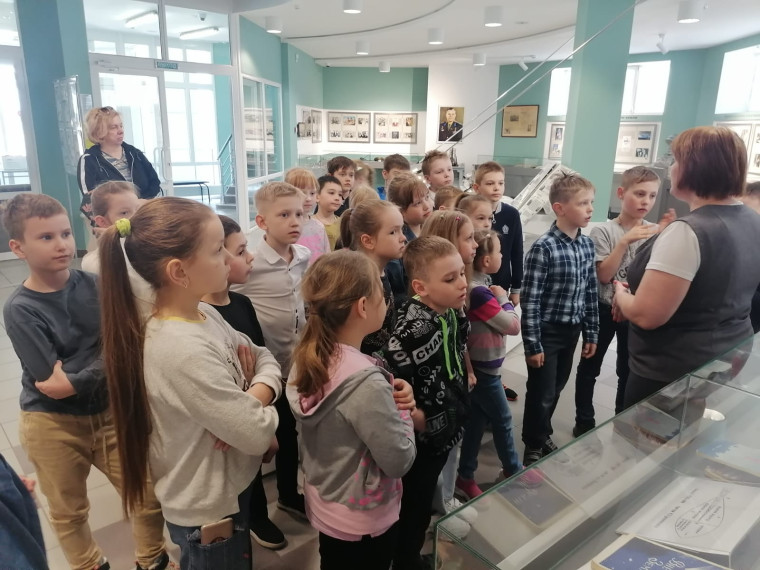 4 мая учащиеся 2 а класса посетили уникальный историко-культурный объект Музей космонавтики Г. С. Титова в с. Полковниково.